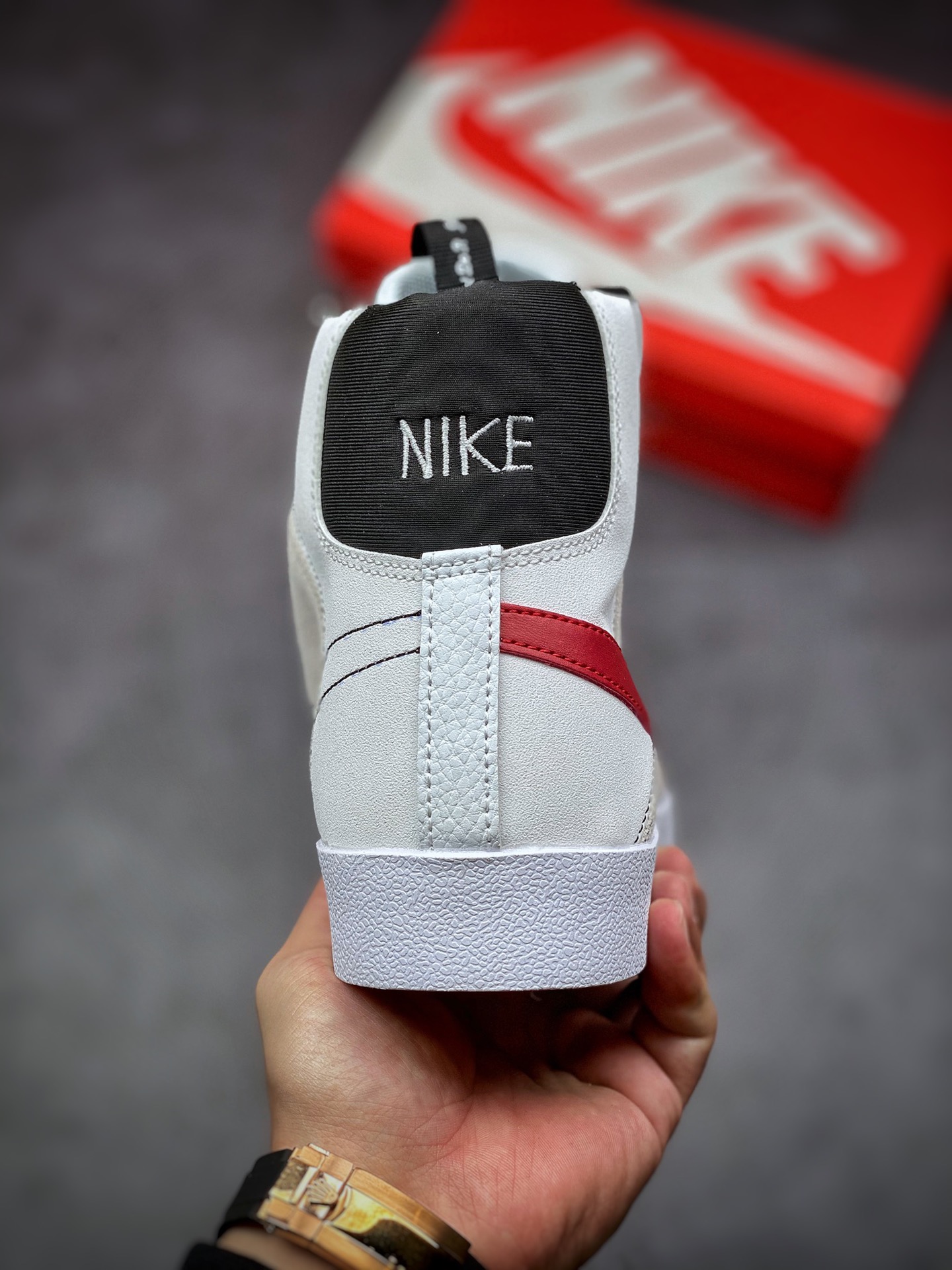 160 Nike Blazer Mid VNTG ‘77 开拓者 复古经典中帮百搭休闲运动板鞋DH8640-101