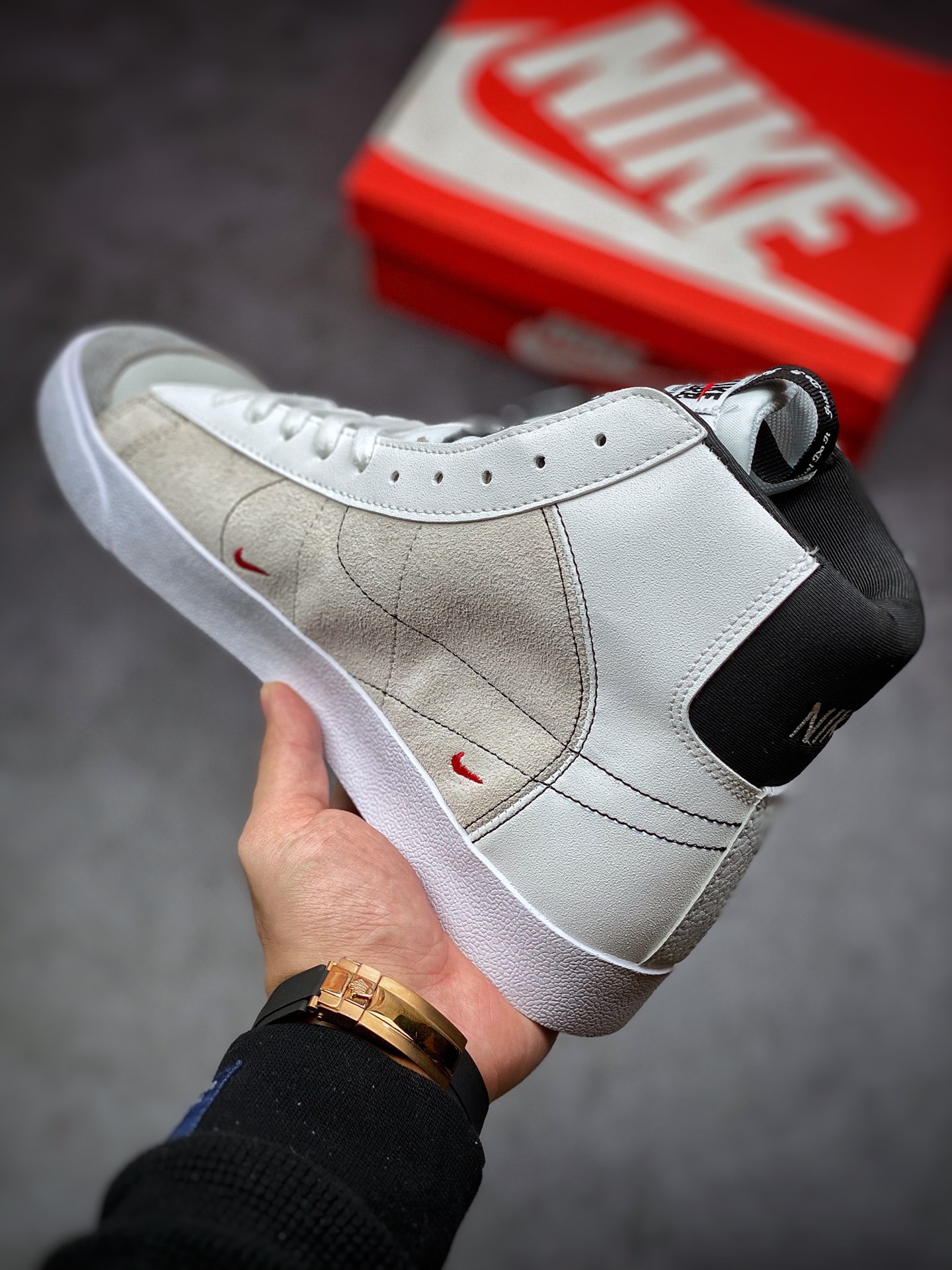 160 Nike Blazer Mid VNTG ‘77 开拓者 复古经典中帮百搭休闲运动板鞋DH8640-101