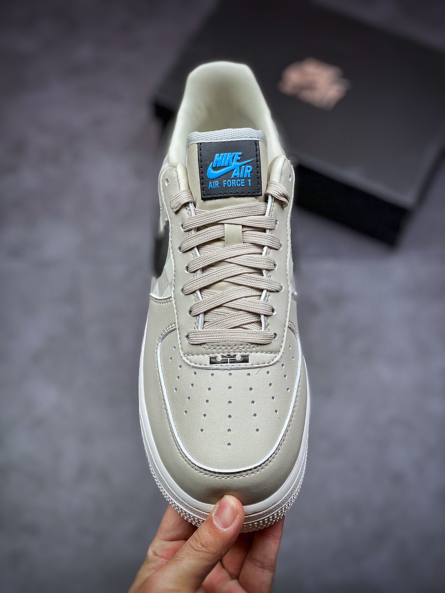 200 Nike Air Force 1 Low 07 皮革棋盘格奶白 DC8877-200