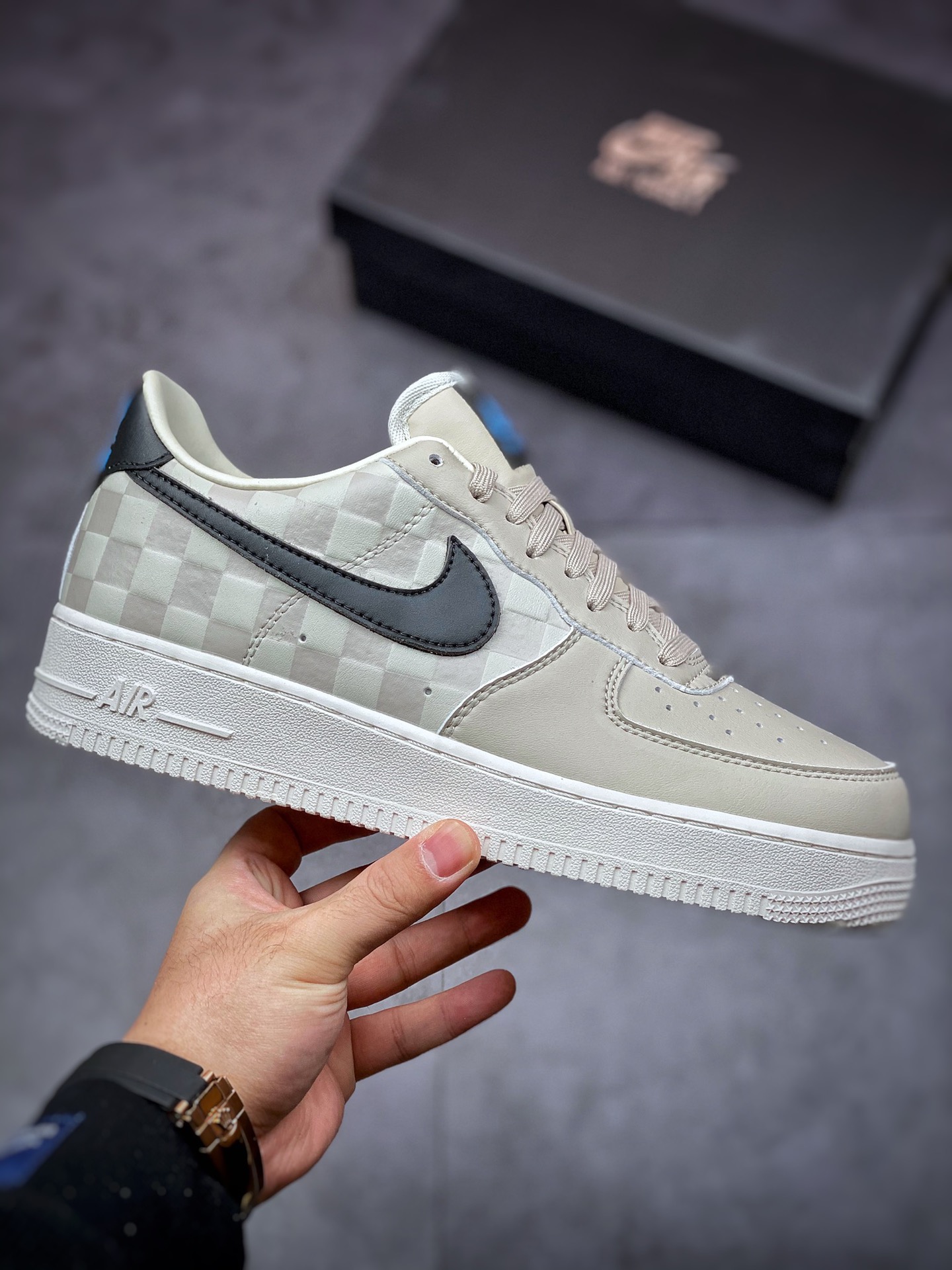 200 Nike Air Force 1 Low 07 皮革棋盘格奶白 DC8877-200