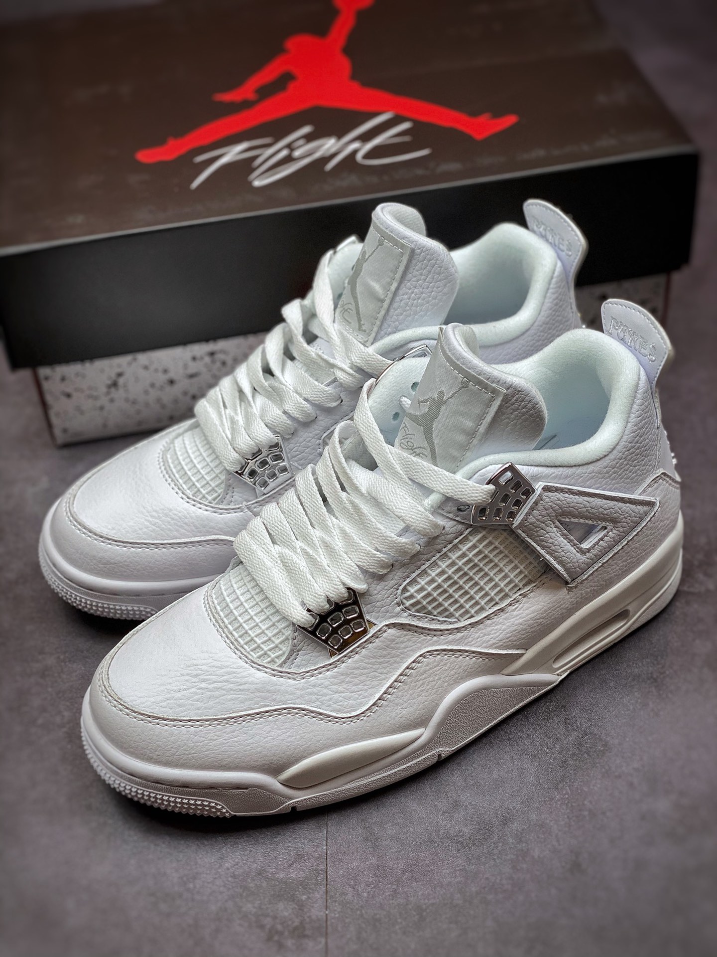 300 Air Jordan 4 Pure Money 银扣全白 原纸板开发 308497-100