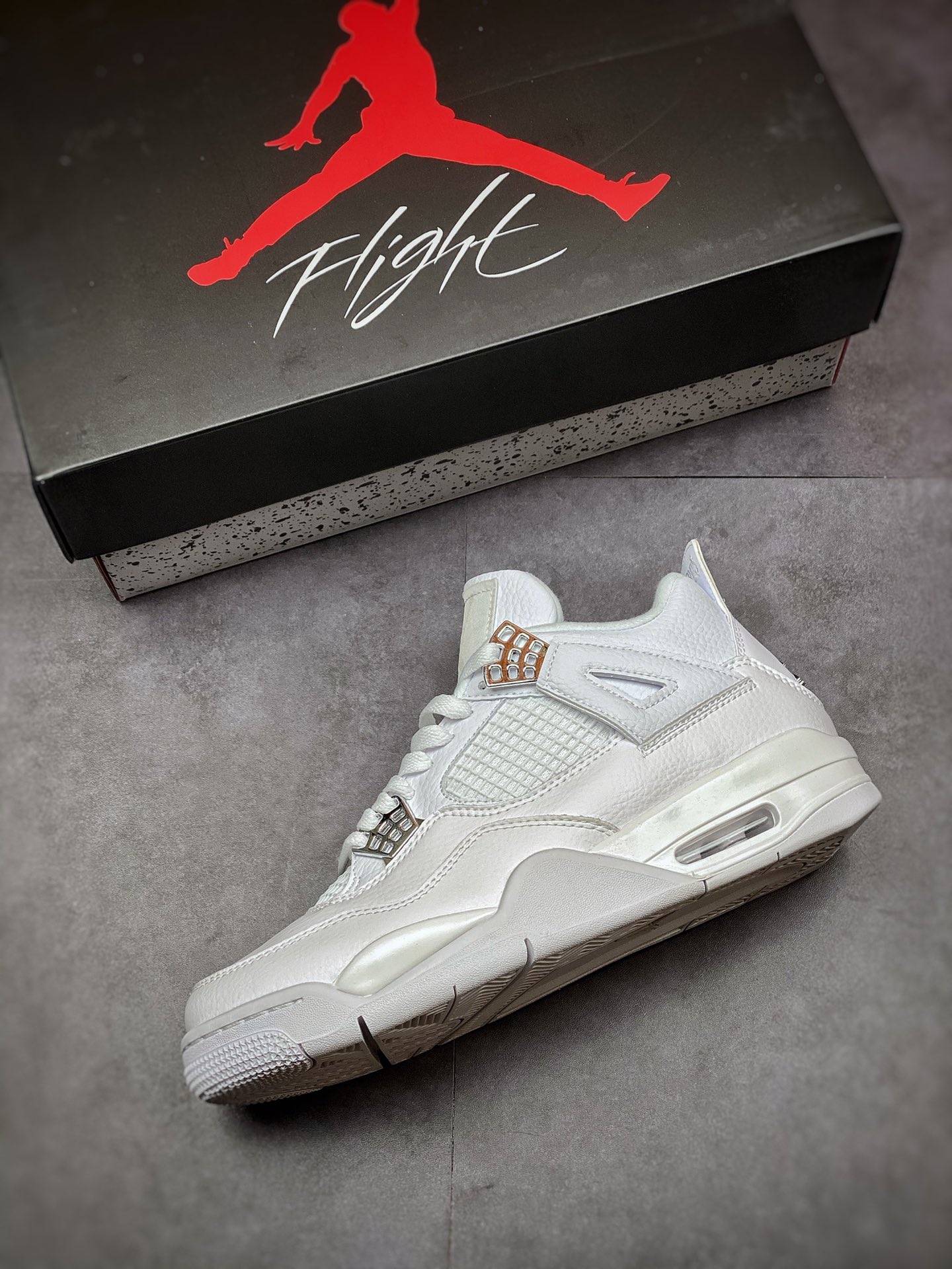 300 Air Jordan 4 Pure Money 银扣全白 原纸板开发 308497-100
