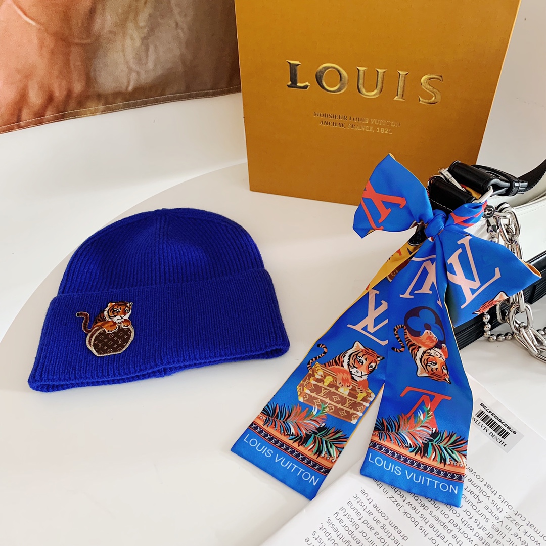 Louis Vuitton Haute Couture Haute Couture Artisanal Silk Scarf Shawl Ref 4