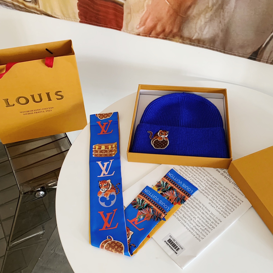 Louis Vuitton Haute Couture Haute Couture Artisanal Silk Scarf Shawl Ref 5