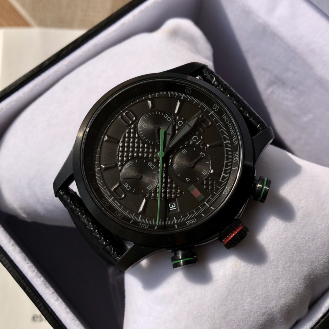 Часы Gucci