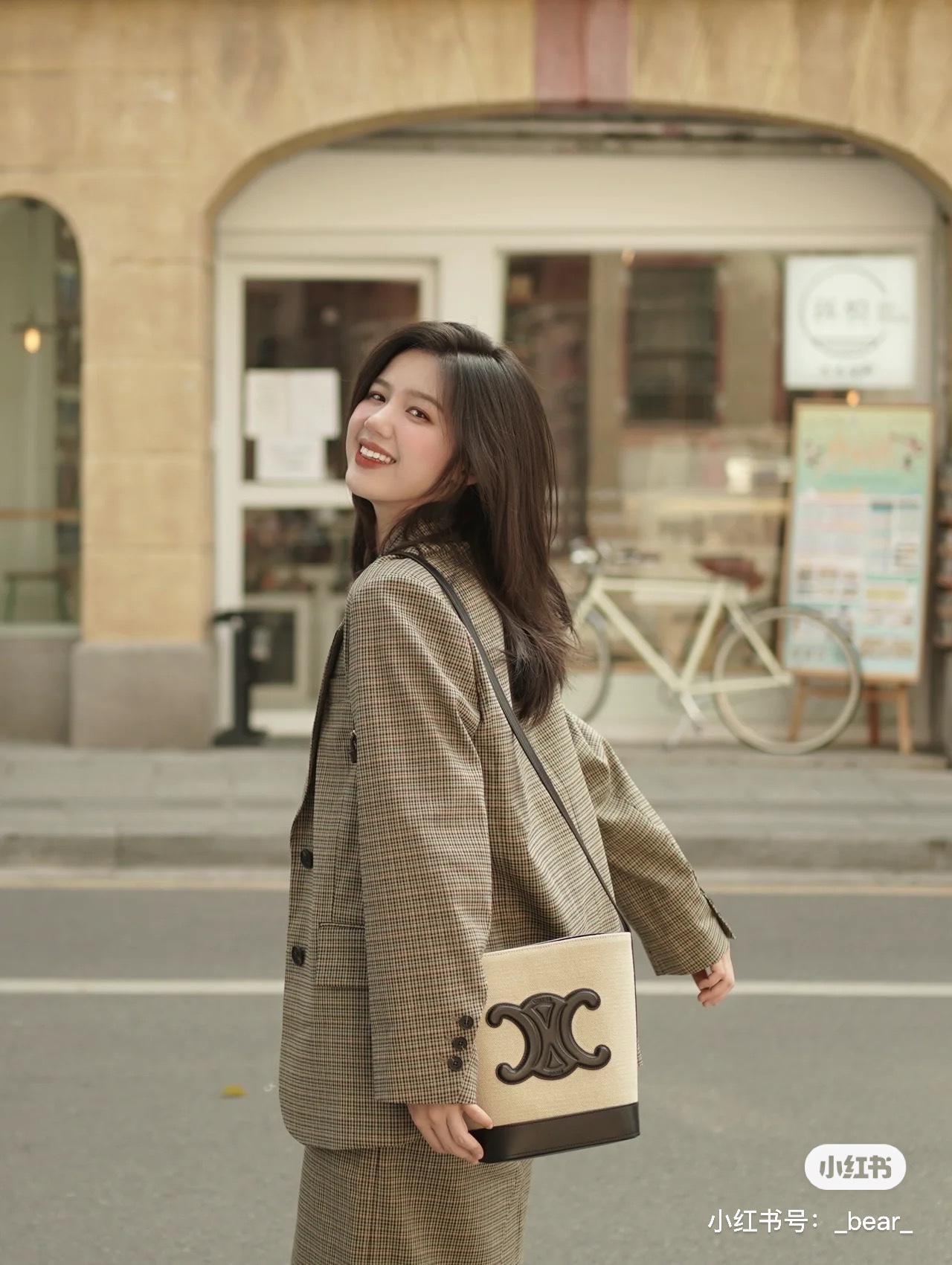 NO:210627,The woven bucket bag has a fresh spring atmosphere, celine, celine, celine19860909编织的水桶包 很有春季的清新气息,赛琳celine,celine,celine,Bag