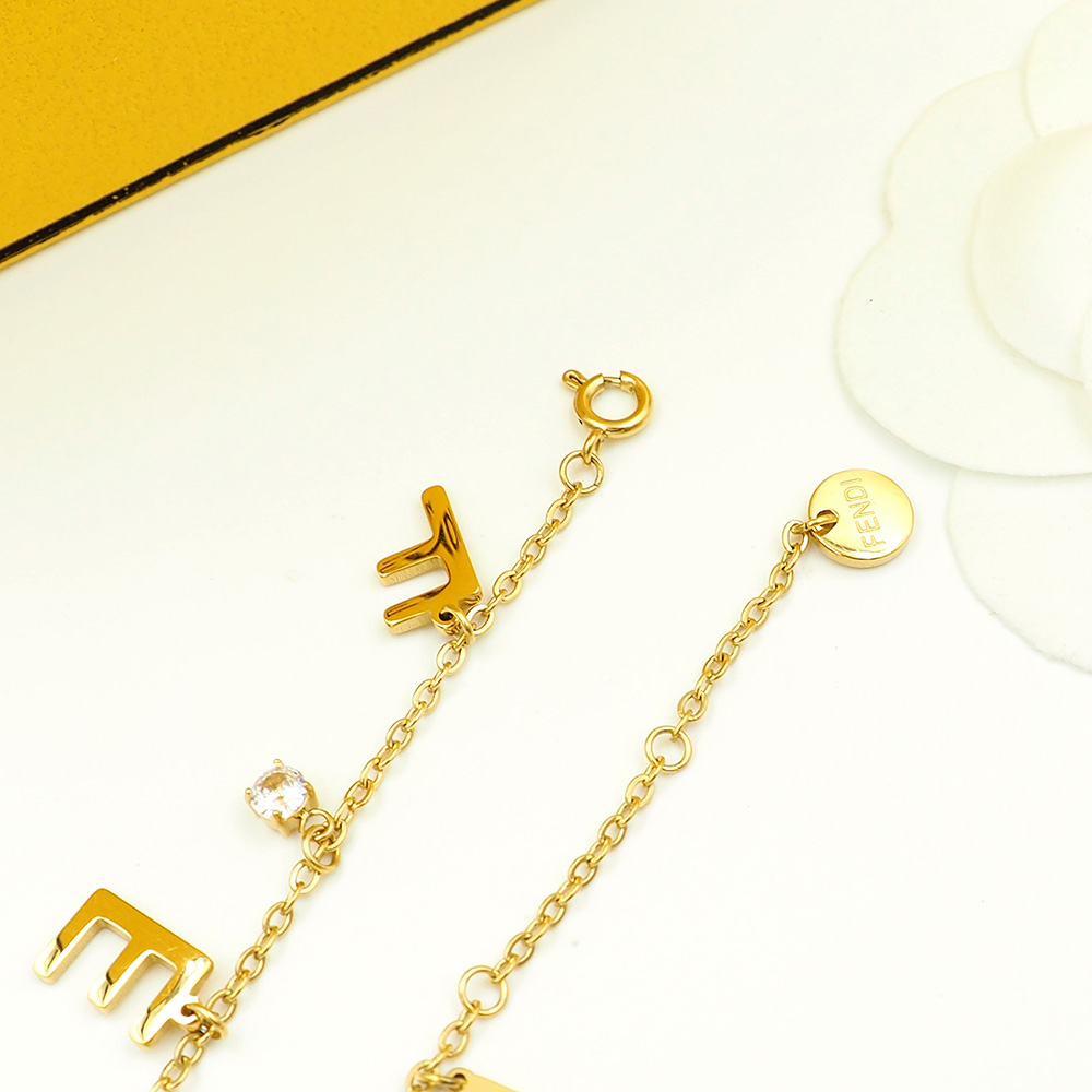 Zoom 180, the fendi letter logo. - 图片 9