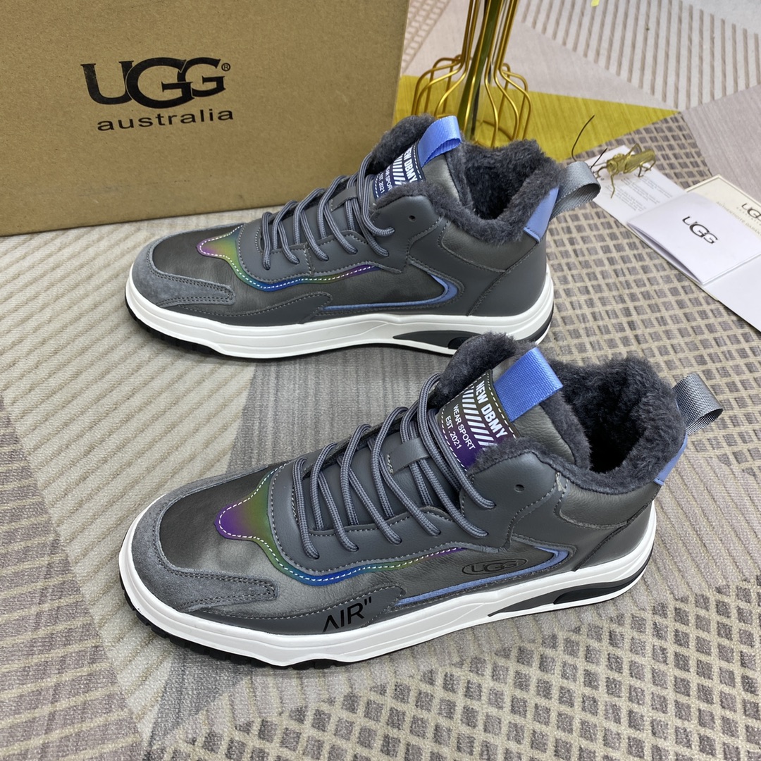 I5 UGG 正品品质 鞋面为澳洲进口高丝光防水牛绒 全真羊毛内里 超级保暖 手感柔滑细腻 鞋型大气 精细工艺 原厂大底完美的韧性