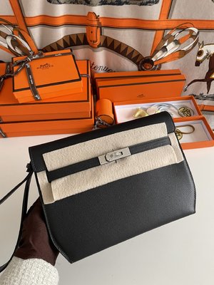 Hermes Kelly Handbags Clutches & Pouch Bags Crossbody & Shoulder Bags Black Sewing Unisex Epsom
