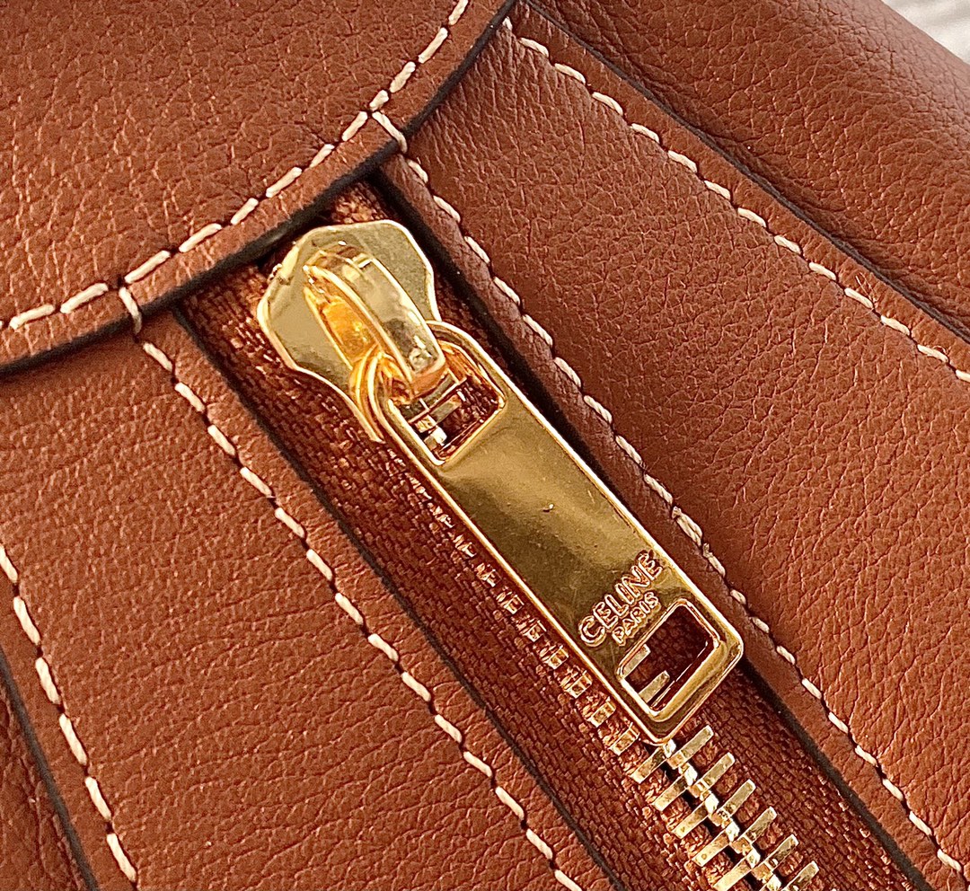 CELINE赛琳纯色牛皮手袋197443