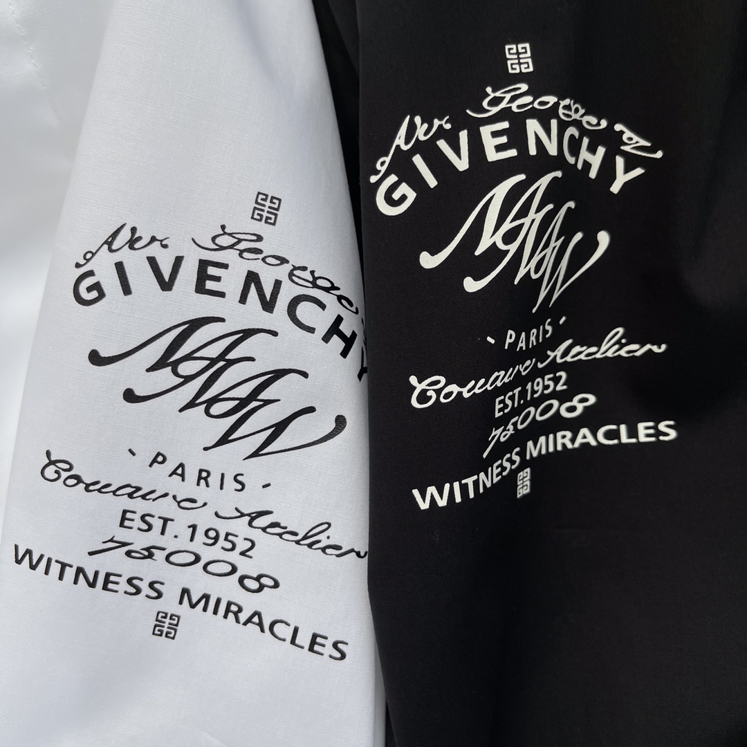 GVC 府绸全棉衬衫。设计细节:经典衣领，正面明纽扣，口袋品牌标志印花。正常版型，珍珠母贝壳扣。尺码:S