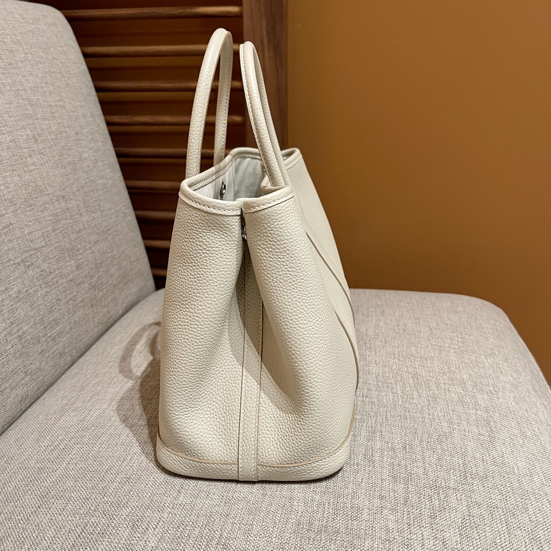Elegant Garden Party 30 Bag - Glacier White Leather Tote (8L Capacity) 5 i1641978065 2154 3