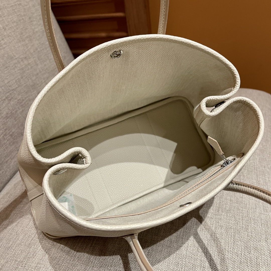 Elegant Garden Party 30 Bag - Glacier White Leather Tote (8L Capacity) 8 i1641978065 6777 6