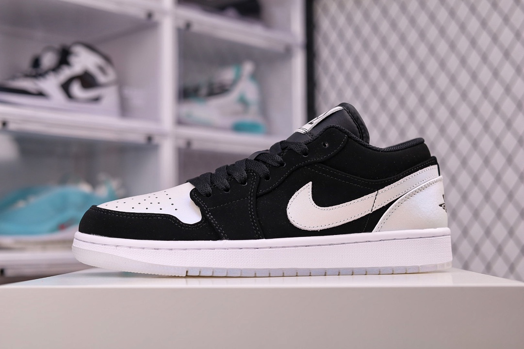 G5 Air Jordan AJ1 Low 黑白熊猫低帮 原厂内置气垫魔块 A模大底 头层小牛皮 鞋舌AJ原厂专用牛津布+AJ专用反口珍珠布+原厂无杂质高弹内里海棉+特殊封边弹力鞋带