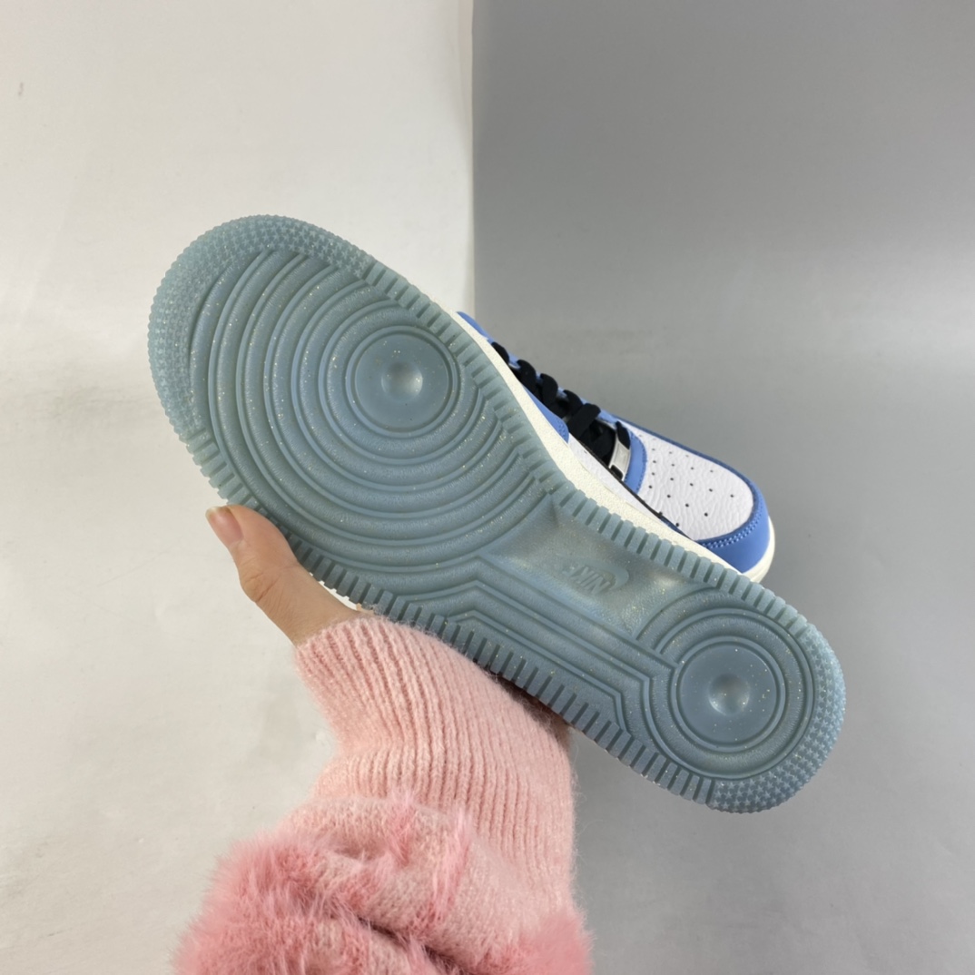 P240 NIKE Air Force 1’07 Low ”University Blue” 大学兰板鞋 556088-136-莆田鞋,莆田鞋货源,高仿鞋,高仿鞋货源,安福档口,莆田高仿鞋,莆田鞋批发,高仿鞋批发,莆田高仿运动鞋,高仿运动鞋,莆田运动鞋 P240 NIKE Air Force 1’07 Low ”University Blue” 大学兰板鞋 556088-136