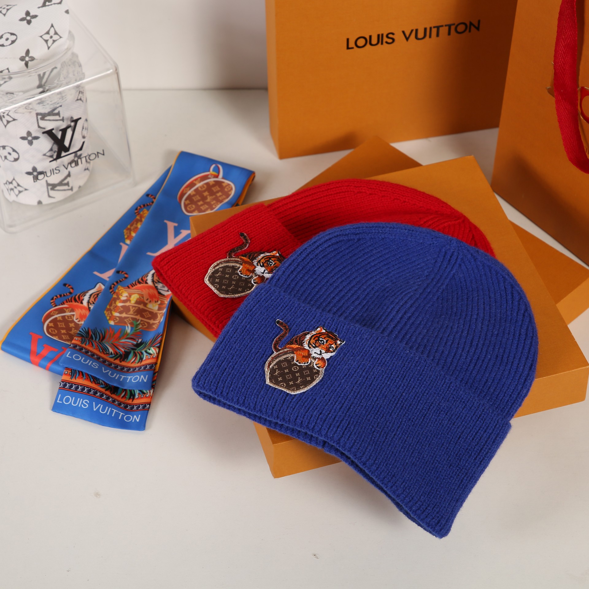 路易威登 Louis Vuitton 传世高定桑蚕丝丝巾围巾 #DBEC83E8 5