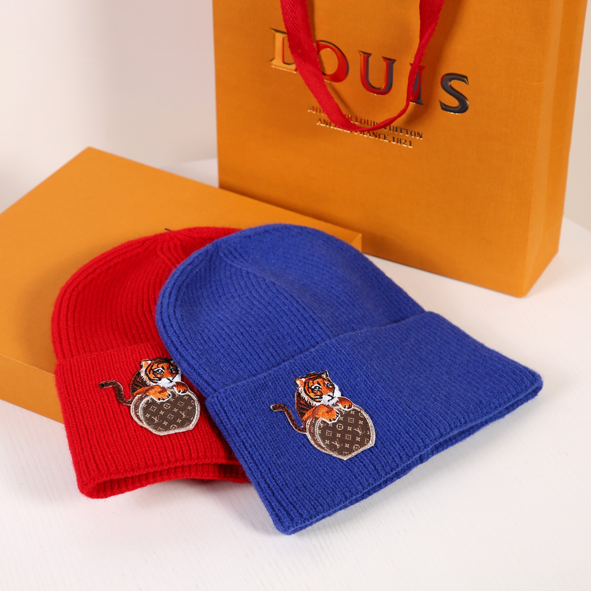 路易威登 Louis Vuitton 传世高定桑蚕丝丝巾围巾 #DBEC83E8 6
