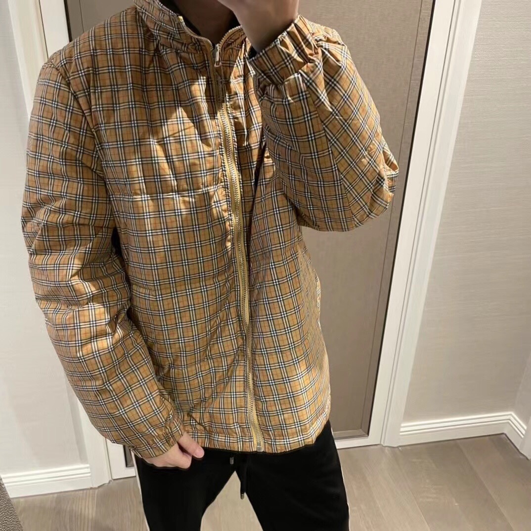 羽绒服-。 BBR细格双面穿立领羽绒服外套!高端双面羽绒,搭配Vintage格纹配色!格子面全衣定位对格