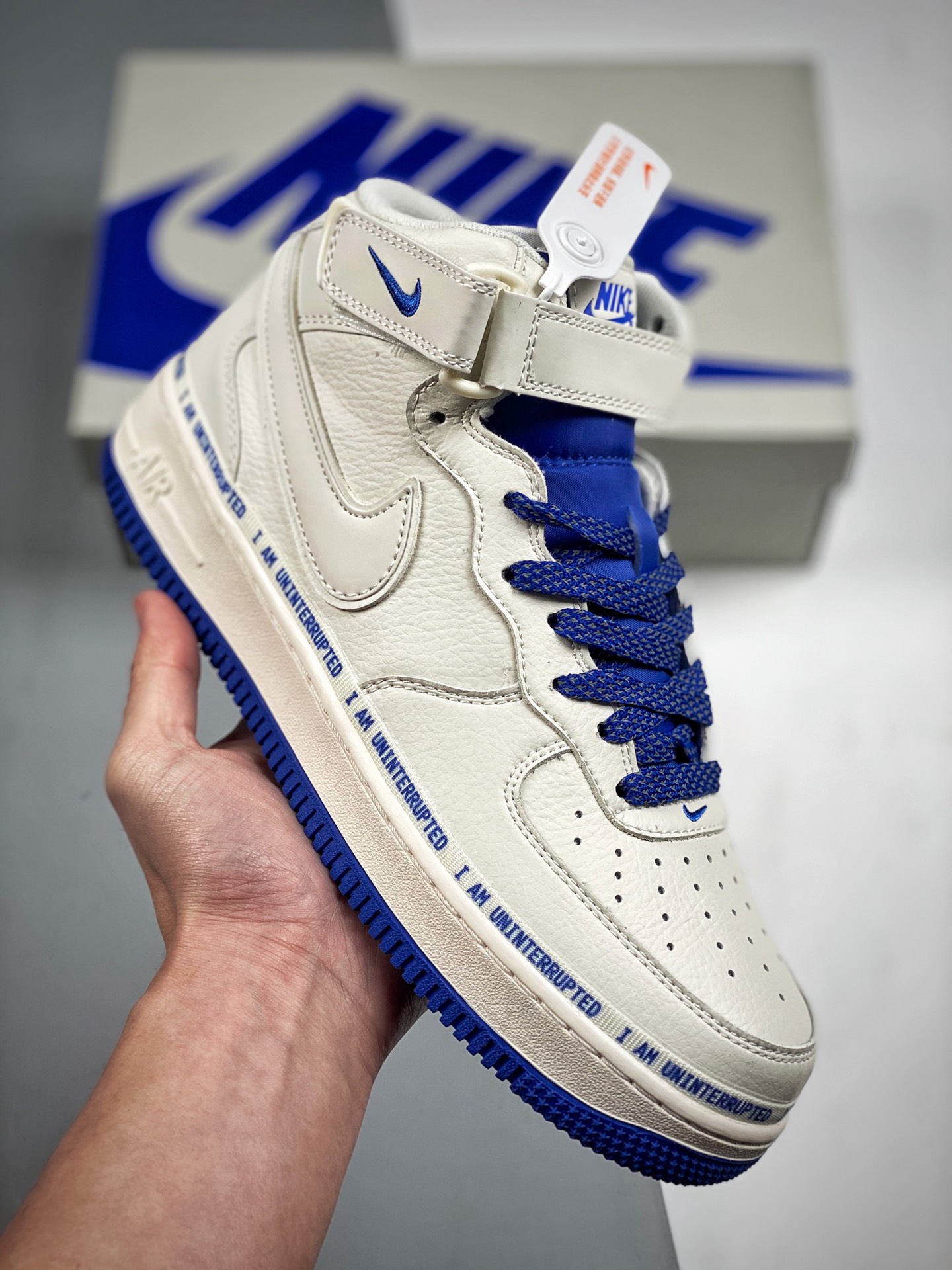 Nike Air Force 1 Mid "MORE THAN" azul bebé con firma graffiti, horma y cartón originales para un auténtico estilo Air F…