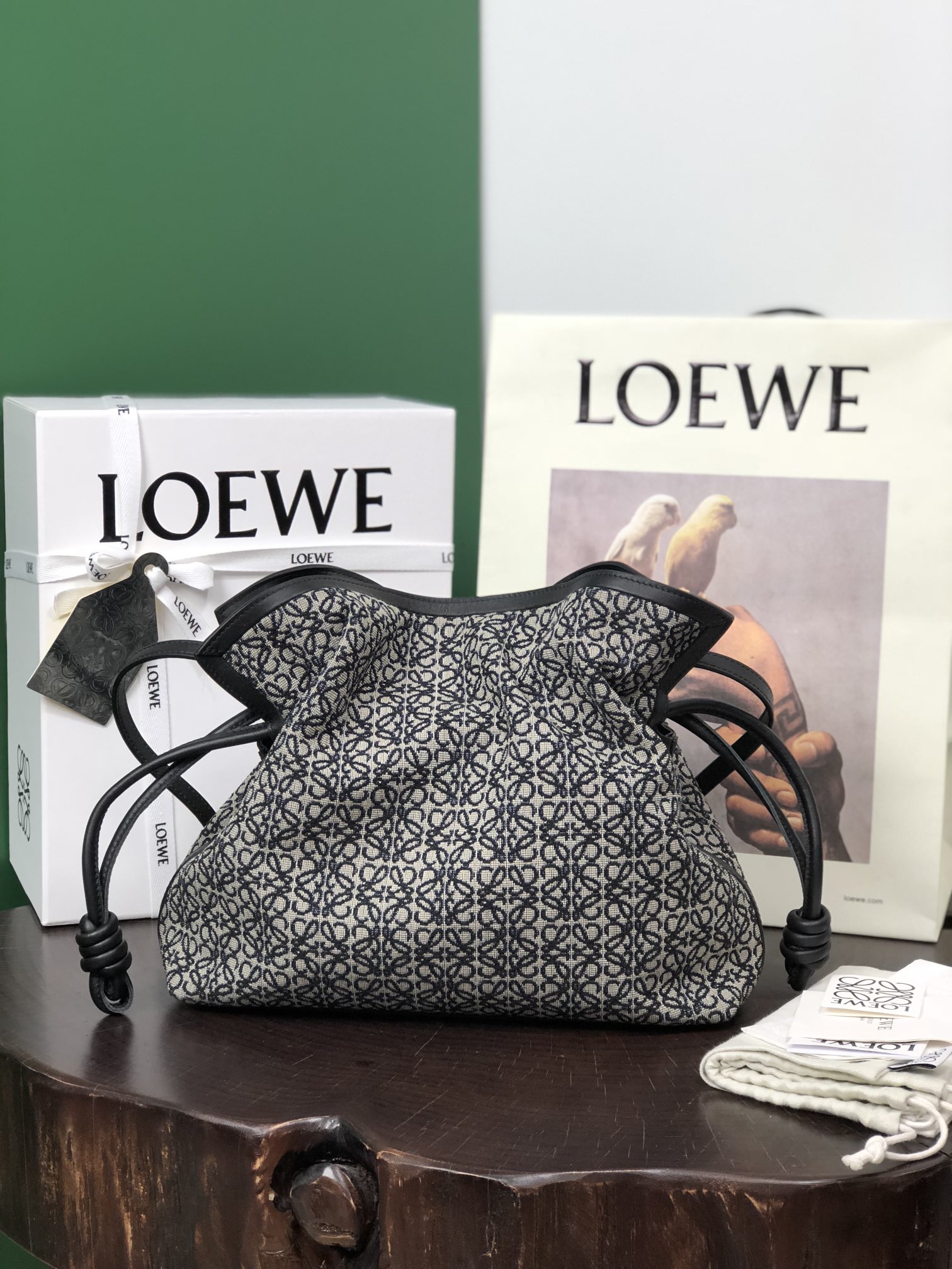 LOEWE Flamenco Clutch сярэдняя сумка 30 - топ-якасць