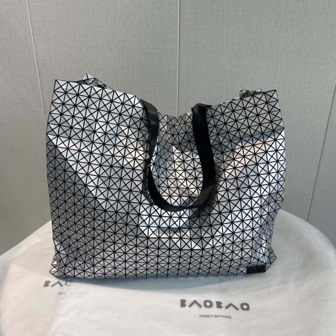 Issey Miyake Silicone Tote Bag - Comprehensive 5