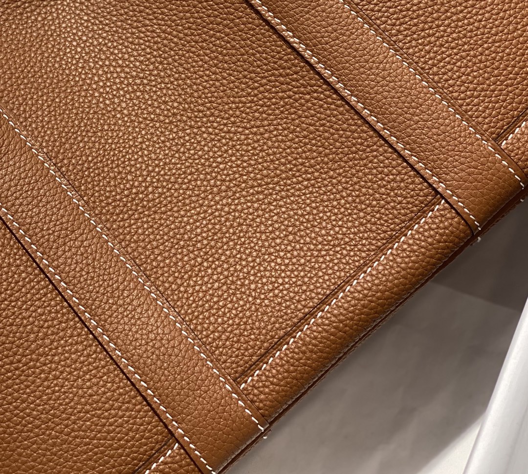 Hermès Garden Party 36 CM Gold Brown Tote Bag with Snap Closure 8 i1642067370 654 7