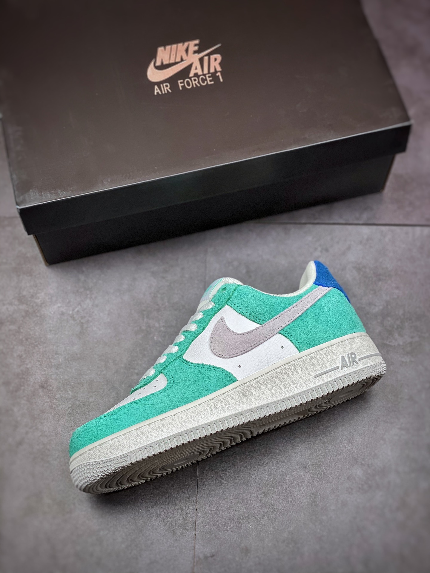 240 Nike Air Force 1 Low 07 浅蓝灰麂皮拼接 BQ8988-102