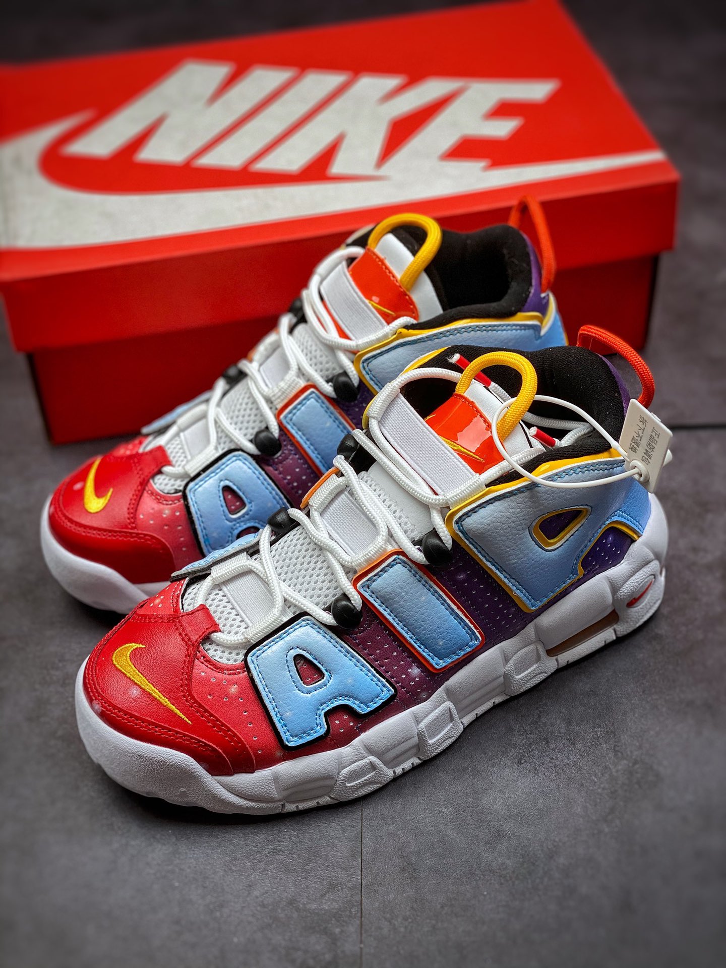 Air More Uptempo gradient red and blue represents the highest version of Pippen DD9223-100 in history