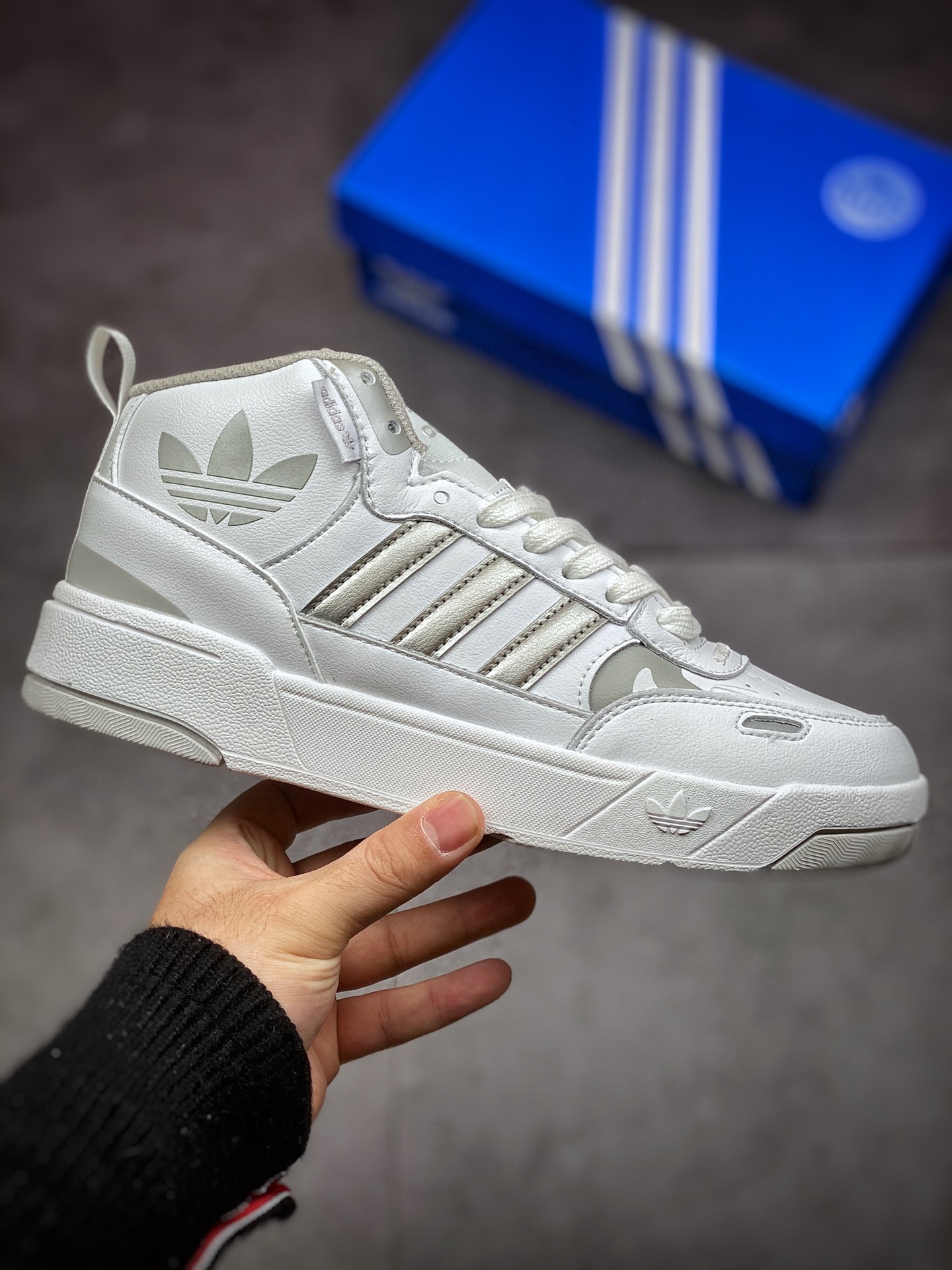 adidas Originals Post UP China ”Silver” H00166