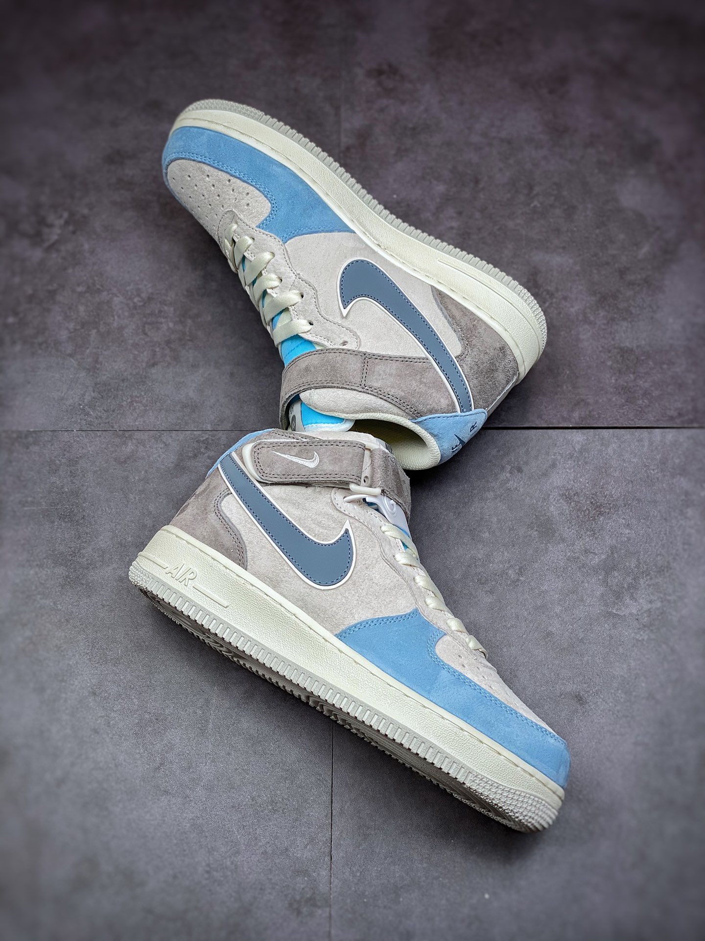 260 Nike Air Force 1 Mid 07 浅灰蓝 AL6896-559