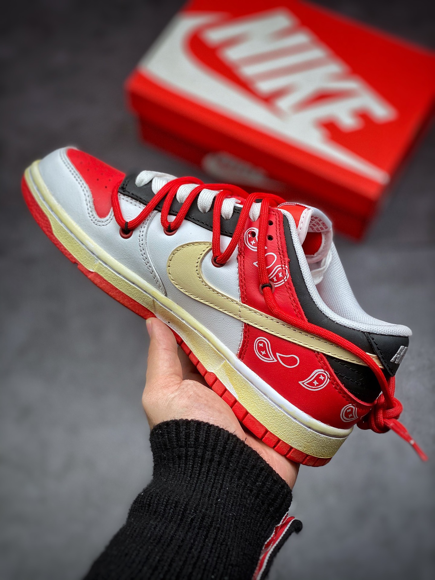 380 Nike Dunk Low Scrap”腰果花”Vibe 主题定制 DD1391-600