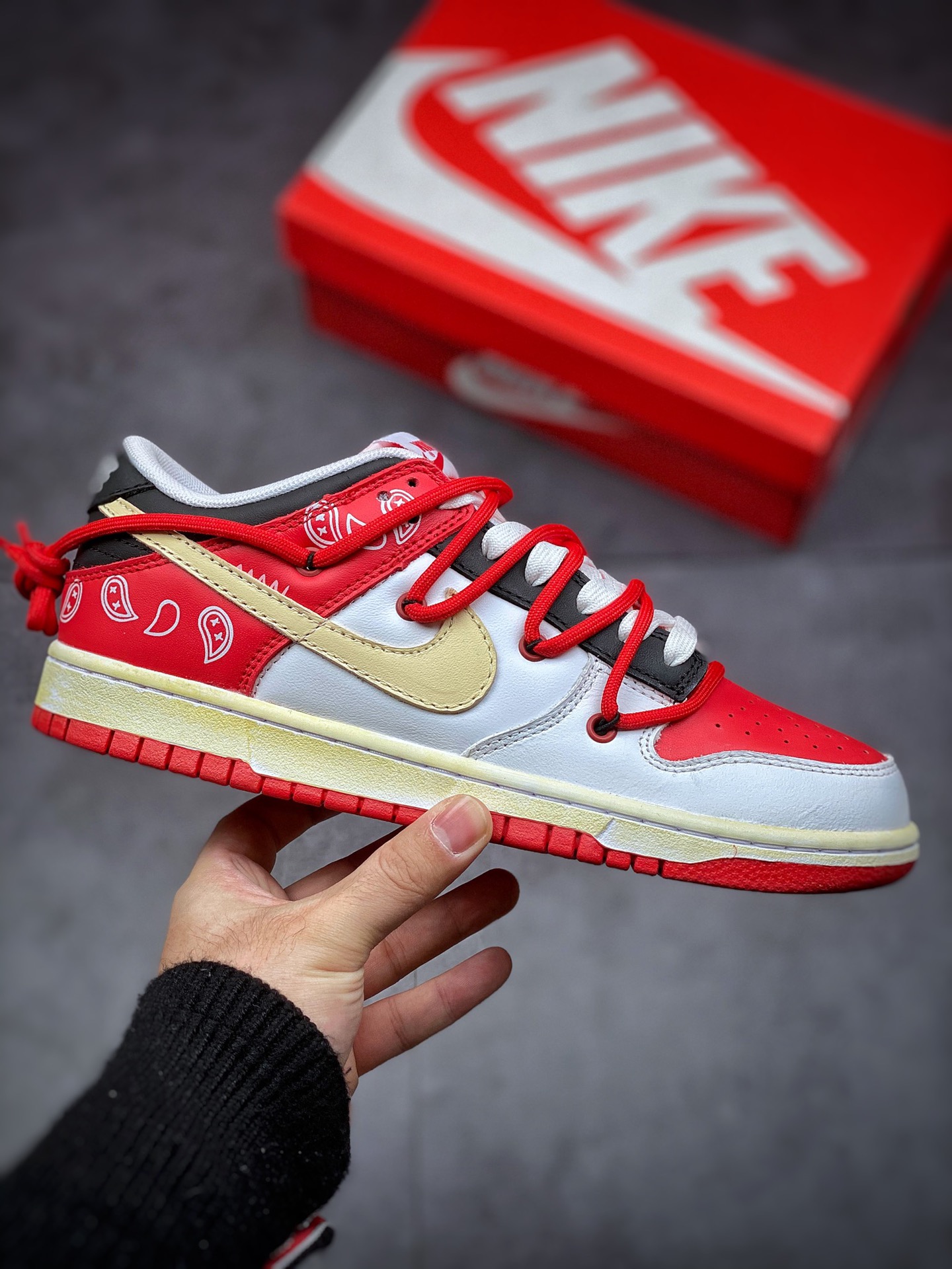 380 Nike Dunk Low Scrap”腰果花”Vibe 主题定制 DD1391-600