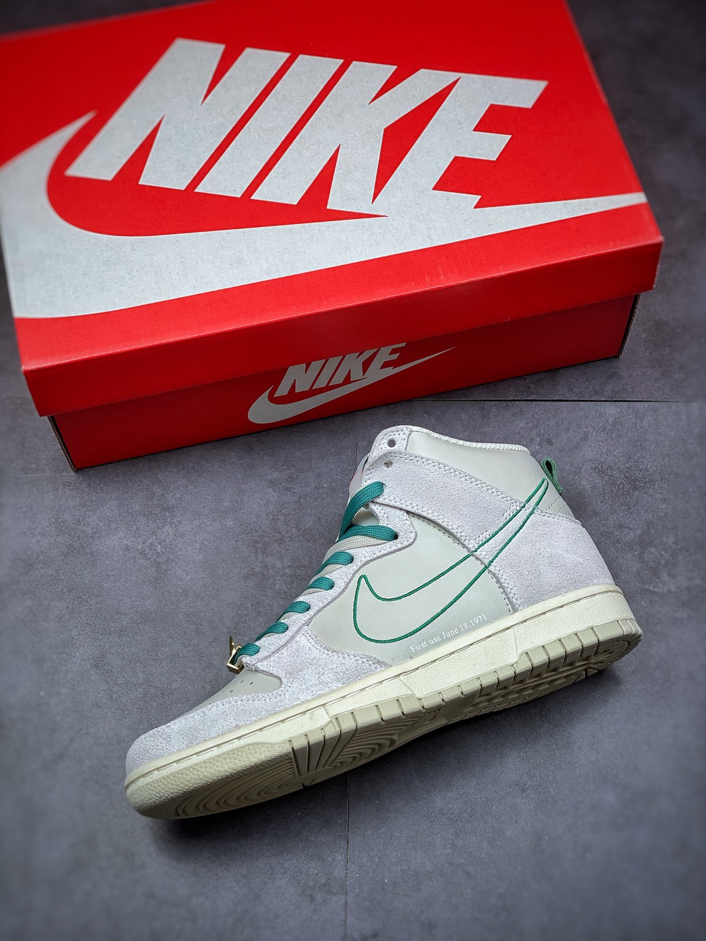 280 NIKE Dunk SB High “Invert Celtics” 白绿金扣 DD0733-001