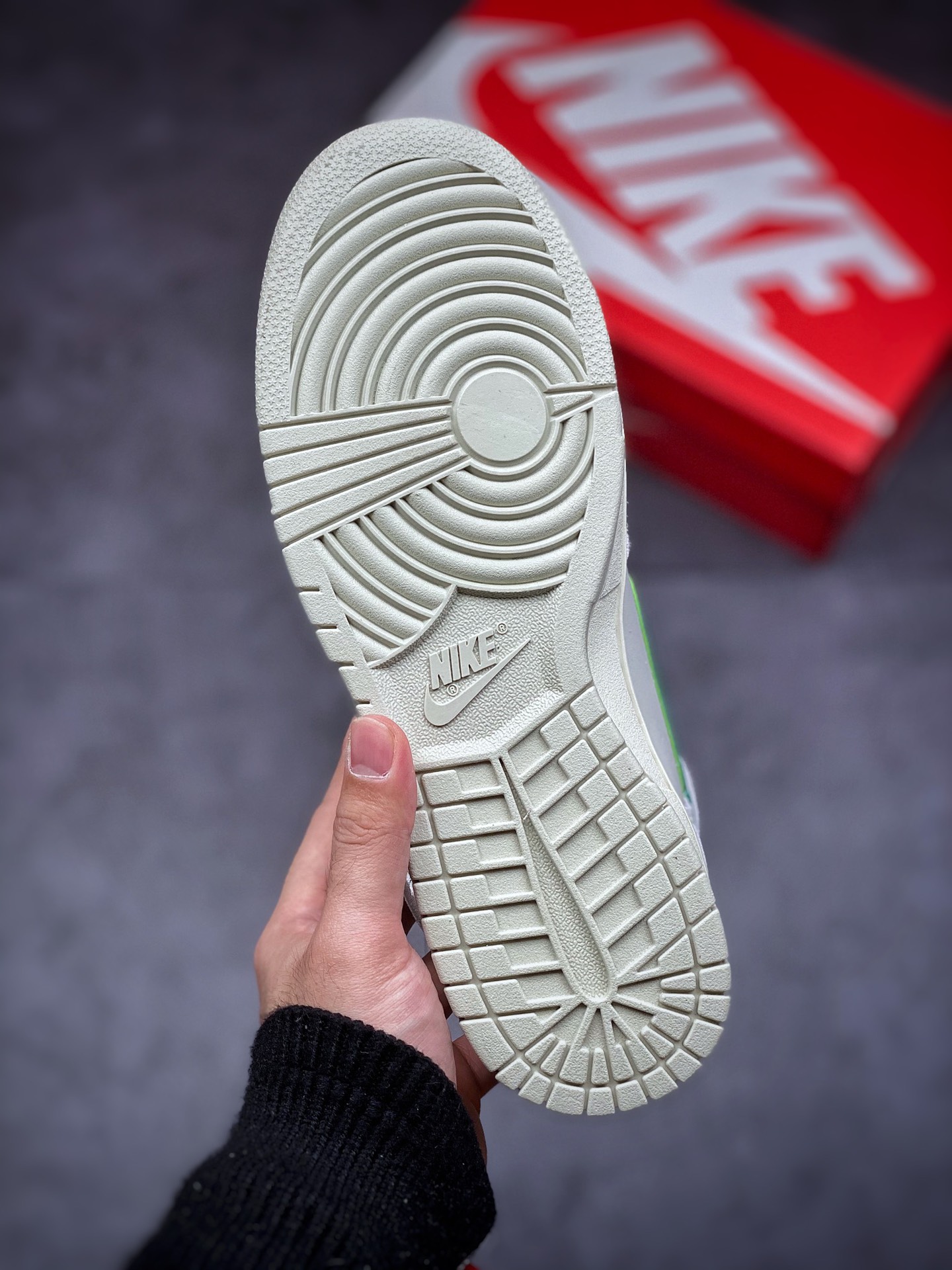 280 NIKE Dunk SB High “Invert Celtics” 白绿金扣 DD0733-001