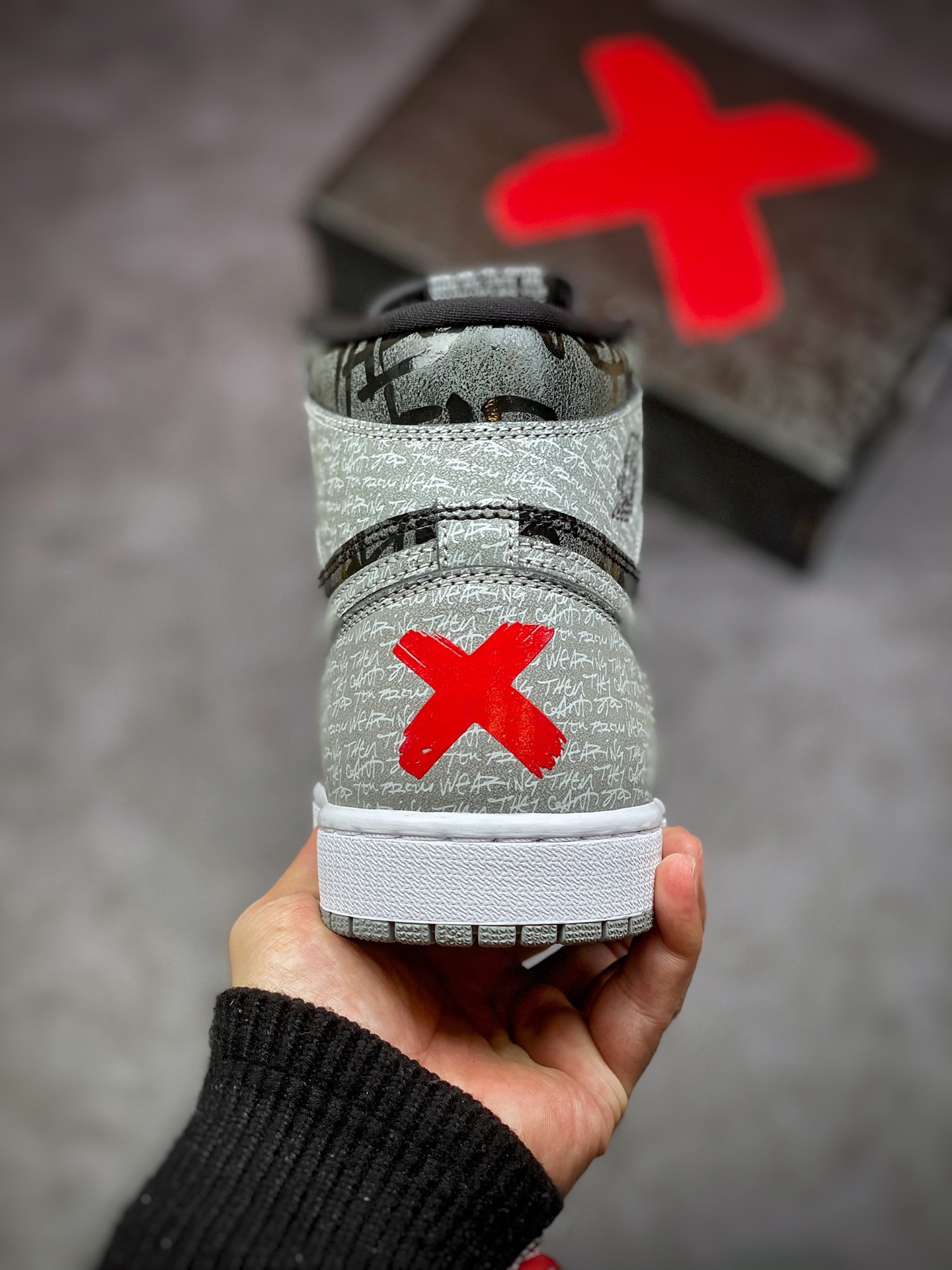 380 Air Jordan 1 Retro High OG 灰黑 叛逆 555088-036