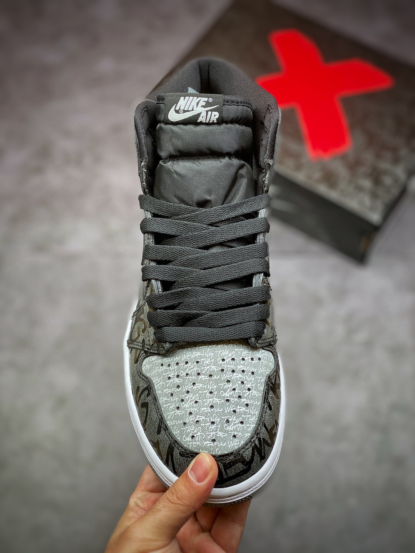 380 Air Jordan 1 Retro High OG 灰黑 叛逆 555088-036