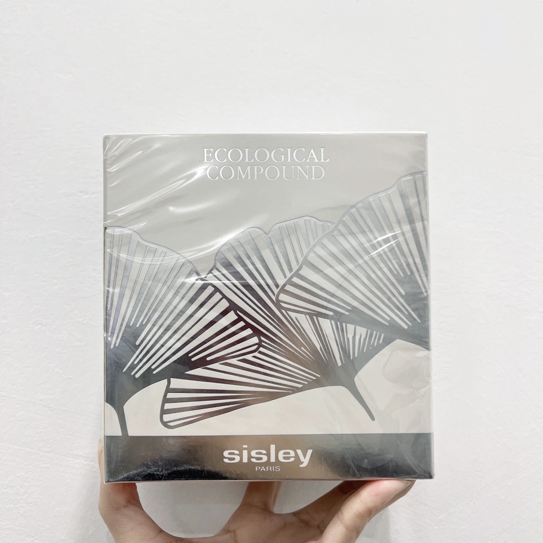 Sisley Ecological Compound Limited Edition Set - Hydration and Radiance 3 i1642115261 1398 1