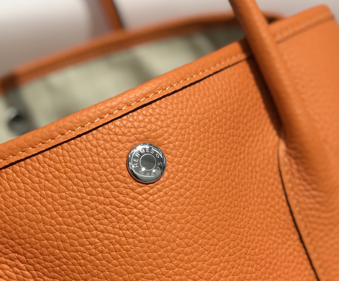 Hermès Garden Party 36 Handbag Orange Leather Tote with Snap Closure 7 i1642120106 3632 6
