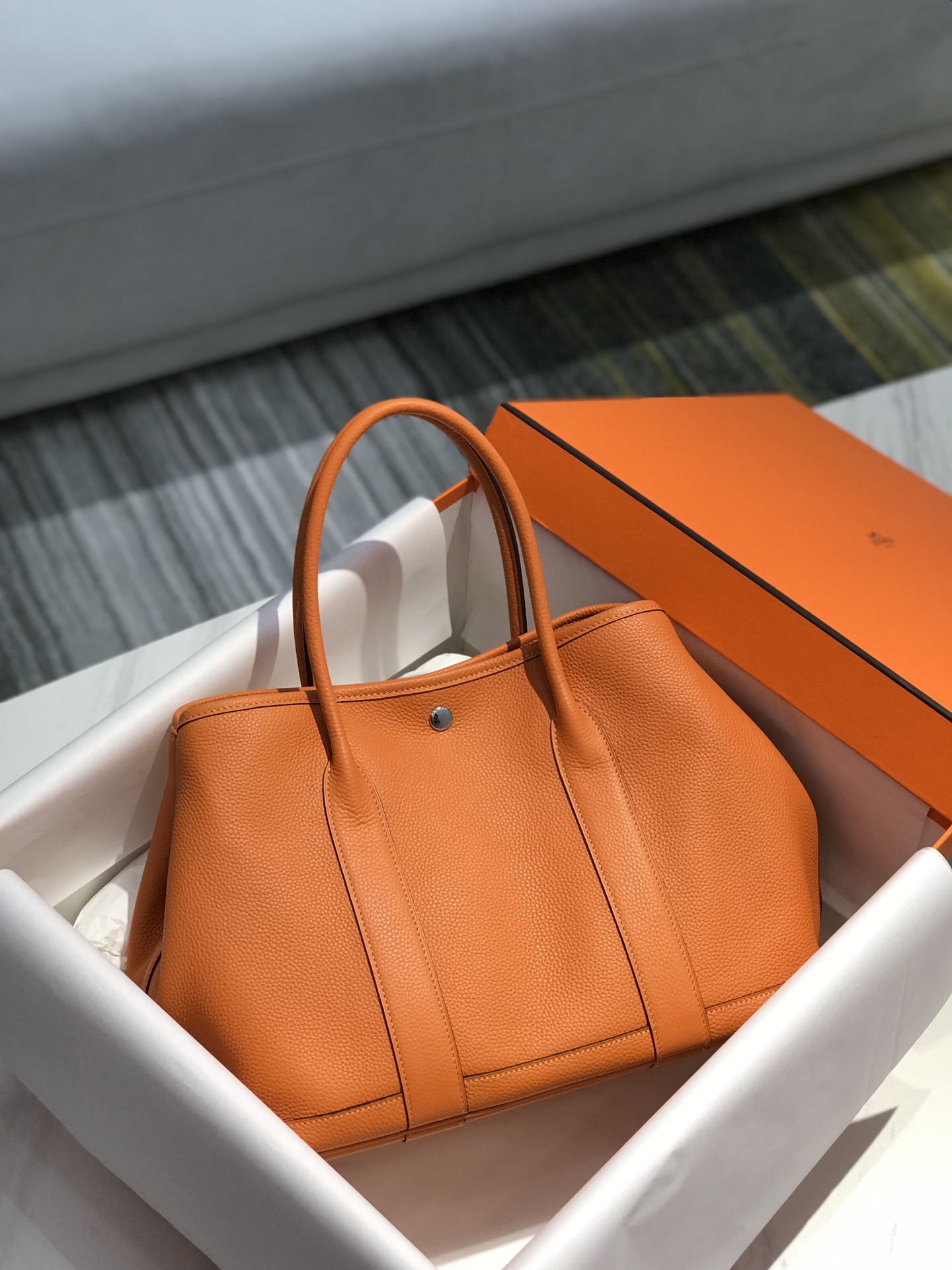 Hermès Garden Party 36 Handbag Orange Leather Tote with Snap Closure 2 i1642120106 4075 1