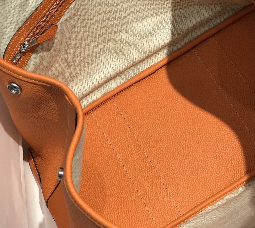 Hermès Garden Party 36 Handbag Orange Leather Tote with Snap Closure 9 i1642120106 5611 8