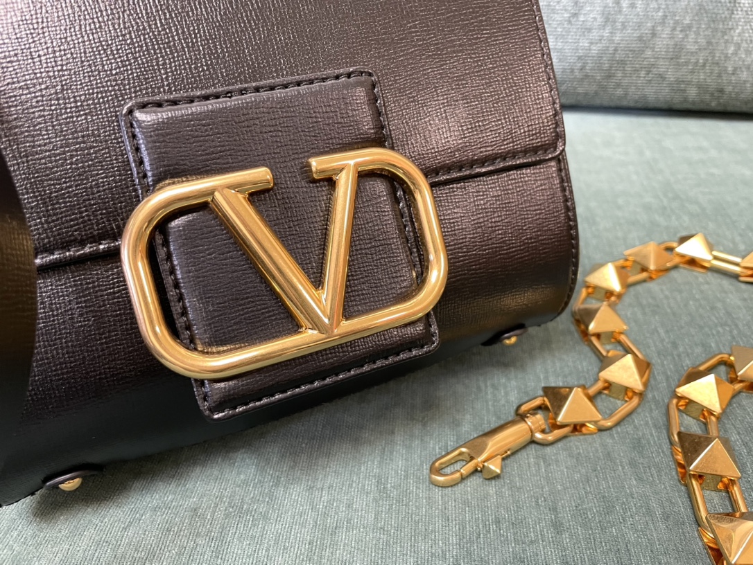VALENTINO华伦天奴V LOGO标识肩背包0777