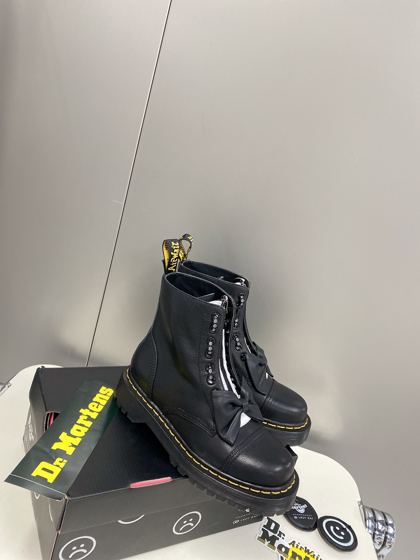Dr. Martens x Lazy Oaf Collaboration for Spring/Summer 2022: Key Details - 图片 3
