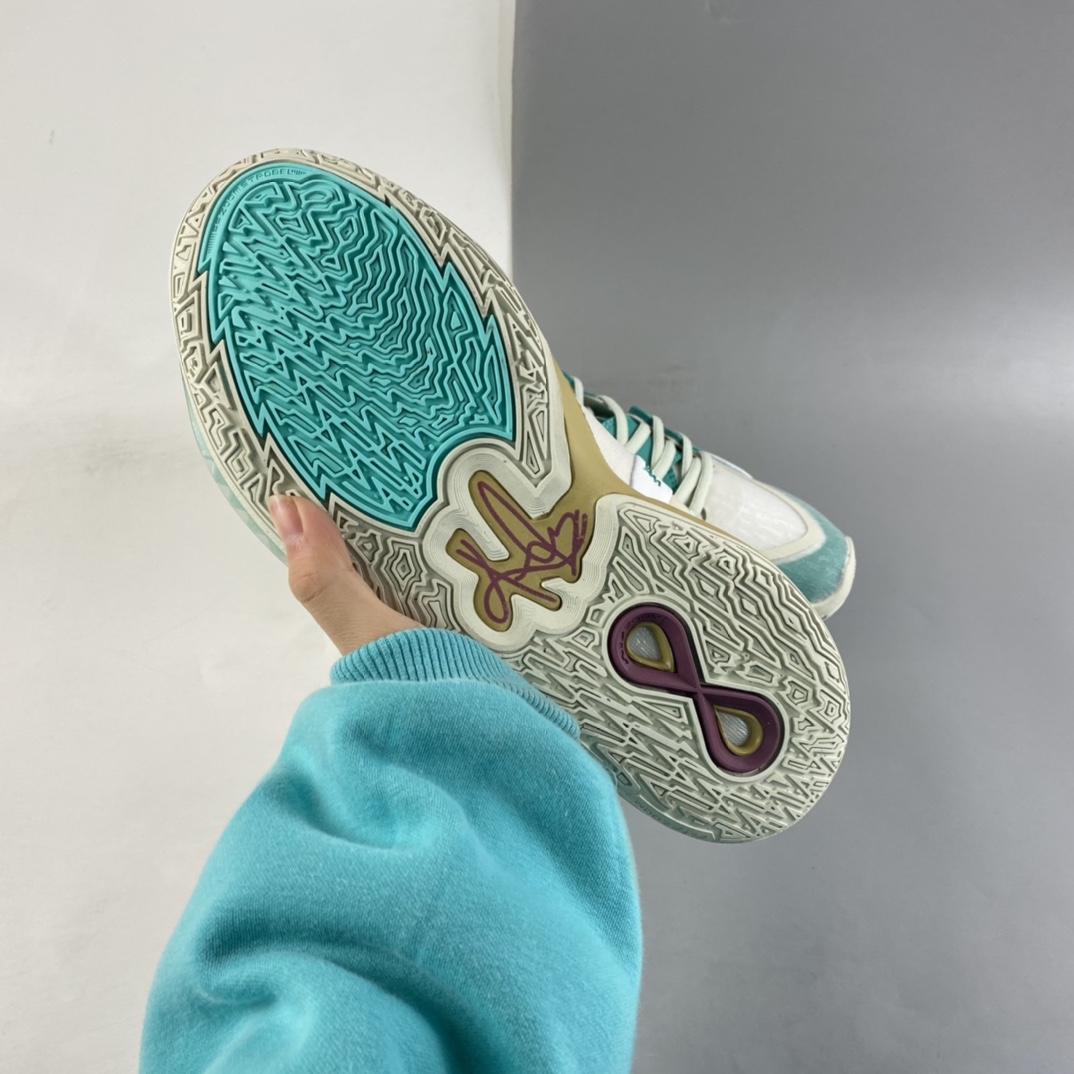 P260 NIKE Kyrie 8 EP 欧文8代 室内休闲运动中帮篮球鞋 DC9134-002