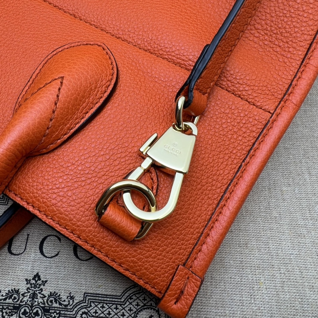 GUCCI古驰饰GUCCI标识小号托特包674822