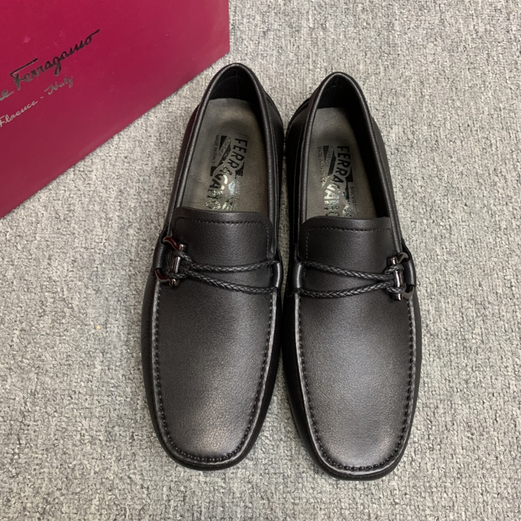 NO:274833,High-quality [Ferragamo] Ferragamo Beanie Shoes. 1:1 official website original top replica imported cowhide   niuli, with original hardware, outsole, code: 38~44, batch, ferragamo, ferragamo, cowhide19860909高品质【Ferragamo】菲拉格慕豆豆鞋.1:1官网原版顶级复刻 进口头层牛皮 牛里,配原版五金 大底 ,配码:38~44 ,批,,ferragamo,ferragamo,cowhide,Men's shoes