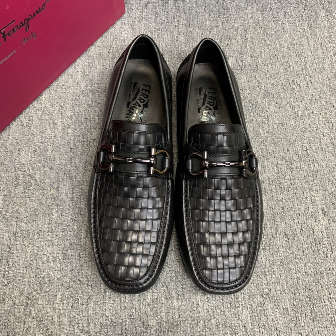 NO:274835,High-quality [Ferragamo] Ferragamo Bean Shoes. 1:1 official website original top replica imported top layer cowhide pure hand-woven, Niuli, with original hardware, outsole, code: 38~44, batch, ferragamo, ferragamo, cowhide19860909高品质【Ferragamo】菲拉格慕豆豆鞋.1:1官网原版顶级复刻 进口头层牛皮纯手工编织,牛里,配原版五金 大底 ,配码:38~44 ,批,,ferragamo,ferragamo,cowhide,Men's shoes