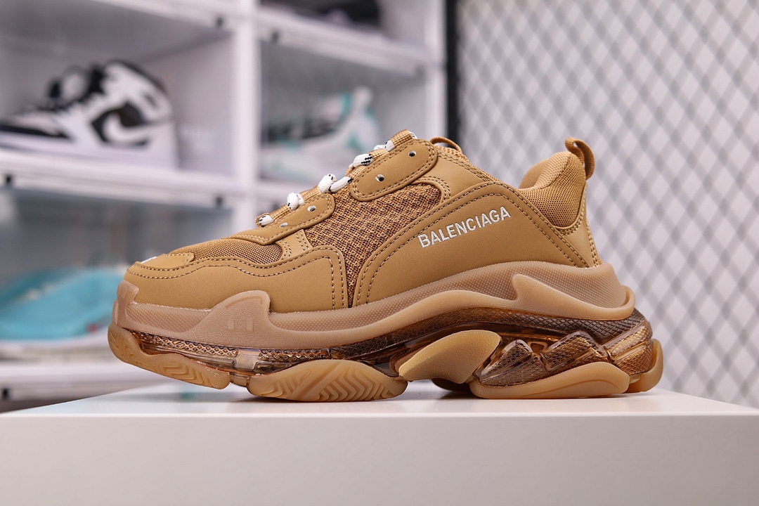 K0 OK纯原版 男女鞋真标原盒原装配置全部采用原档案原楦数据开发版型六层组合底部进口透气网眼布❗高奢品牌，巴黎世家Balenciaga  Triple S Clear Sole Sneaker”Brown/White LOGO”时装复古厚底增高百搭休闲运动姥爷球鞋“气垫深棕白LOGO”544351 W2GA1 J0 6