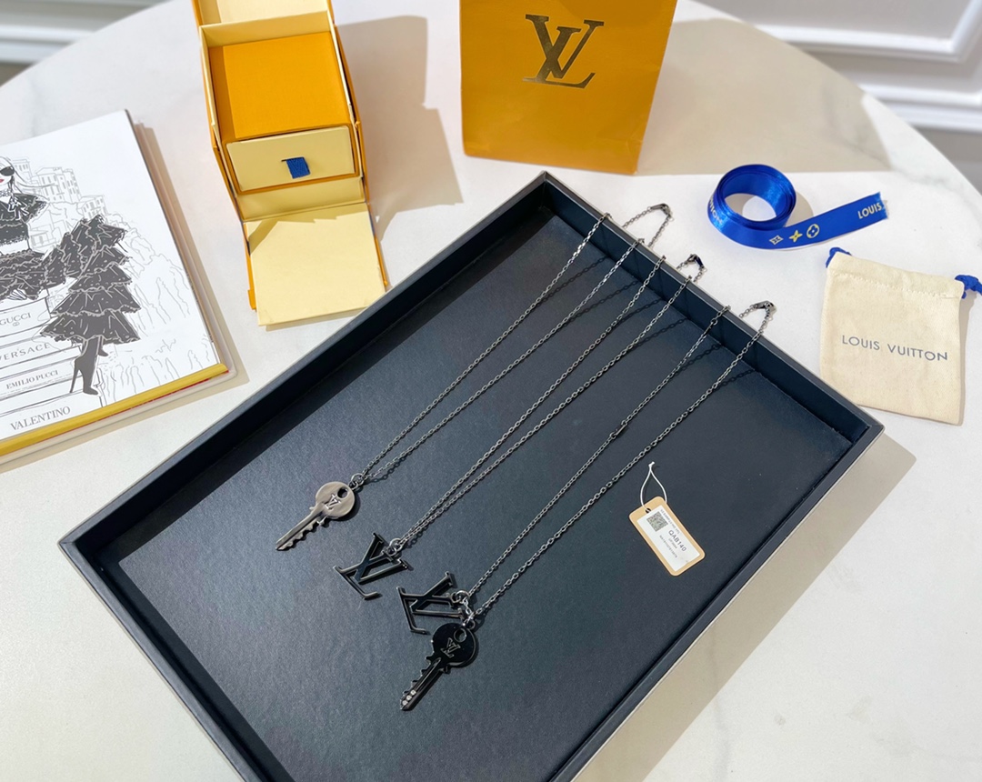 루이비통 목걸이 64046 Louis Vuitton Necklace