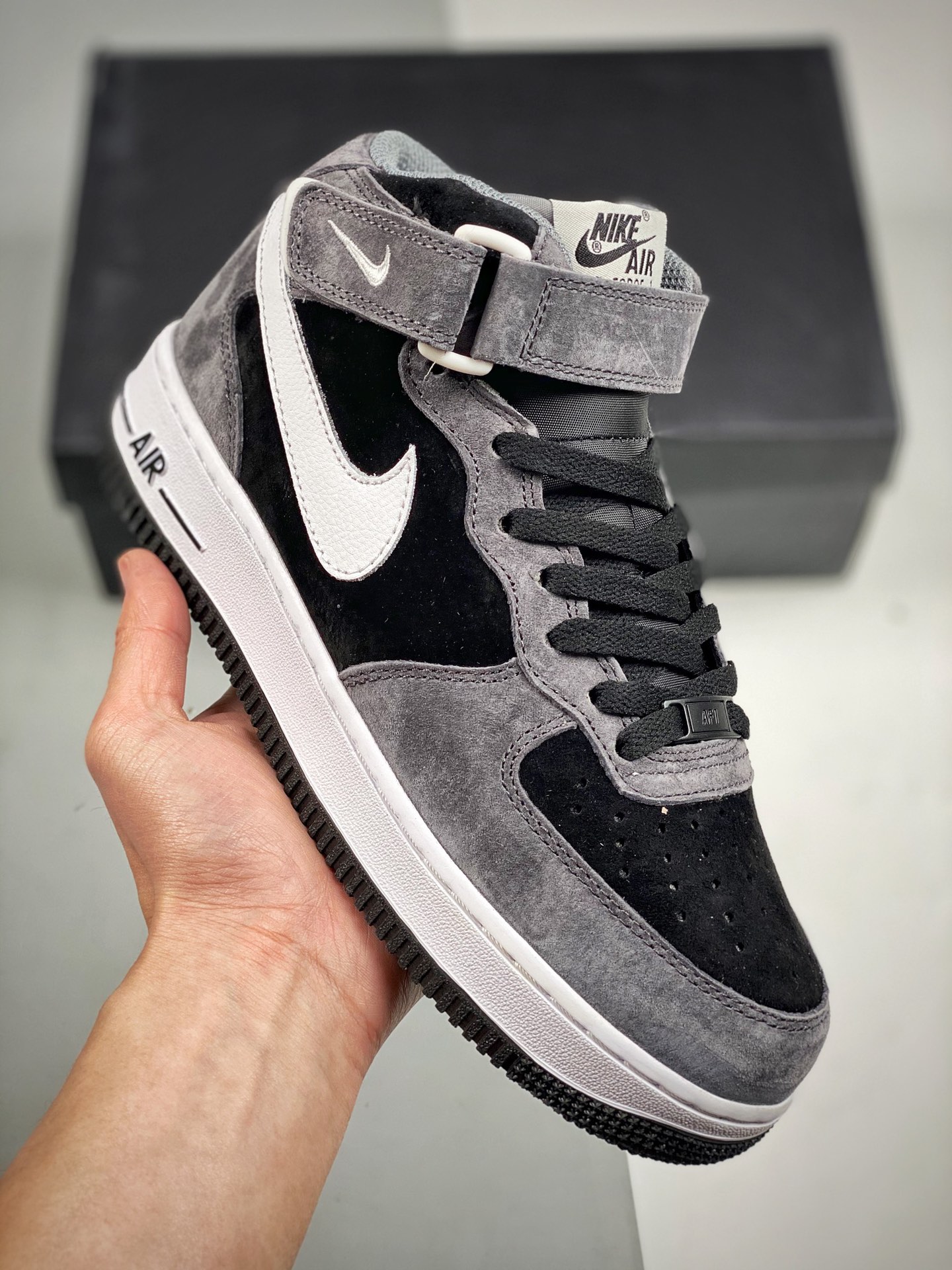 Nike Air Force 1 MID 07 gamuza, gris oscuro negro, horma y plantilla originales, crea la silueta auténtica de Air Force…