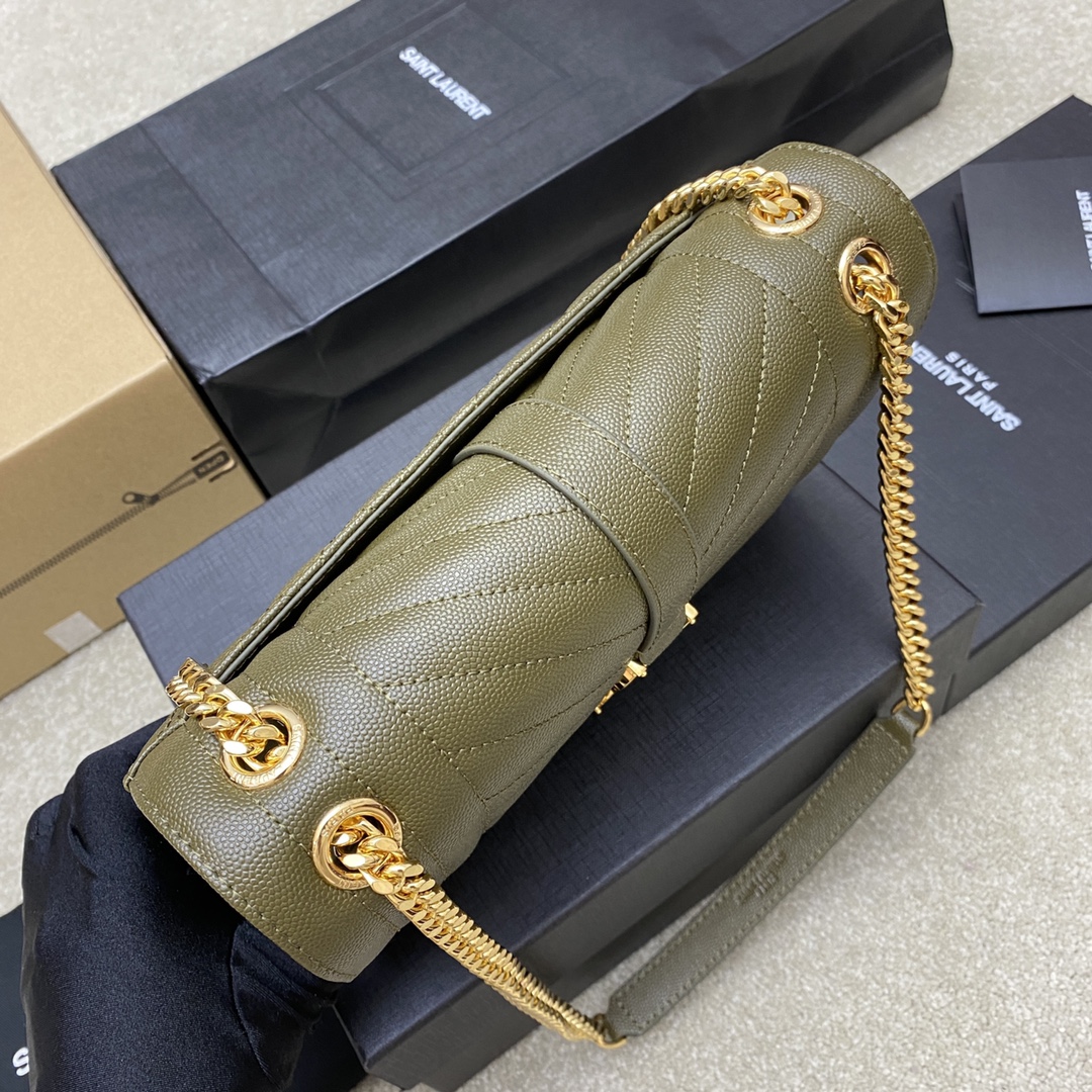Saint Laurent 橄榄绿球纹/金链𝑬𝒏𝒗𝒆𝒍𝒐𝒑𝒆中号粒面压花绗缝真皮信封包 就是永恒